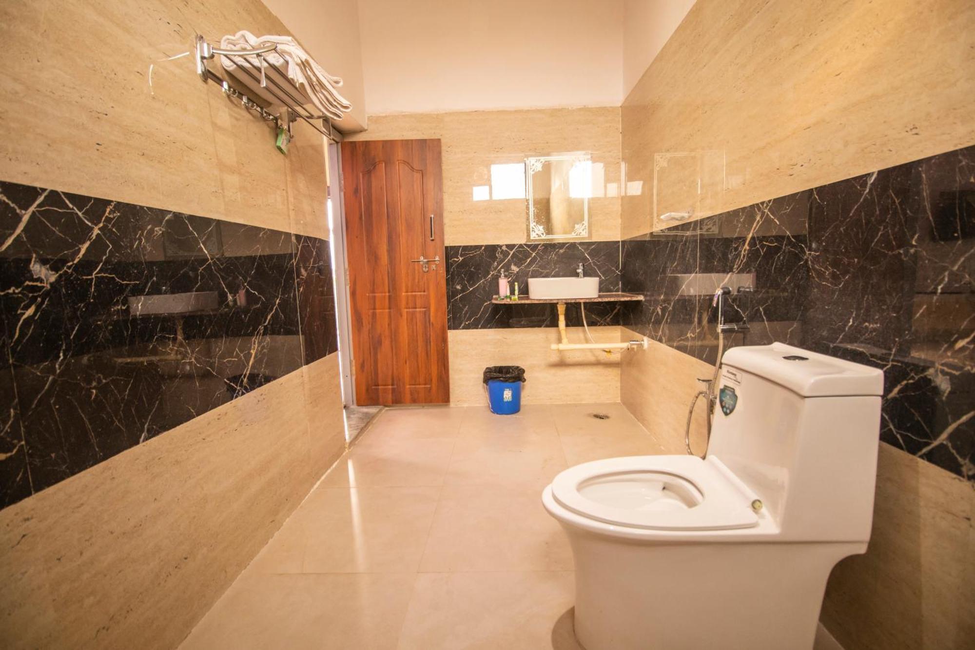 Wowstayz Dream View Heritage Khapa  Exterior photo